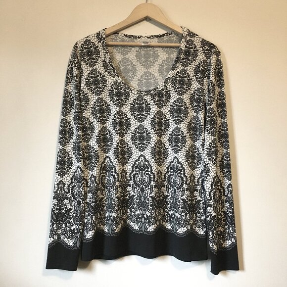 Black and White Floral Lace Print Stretchy Top - Picture 1 of 16